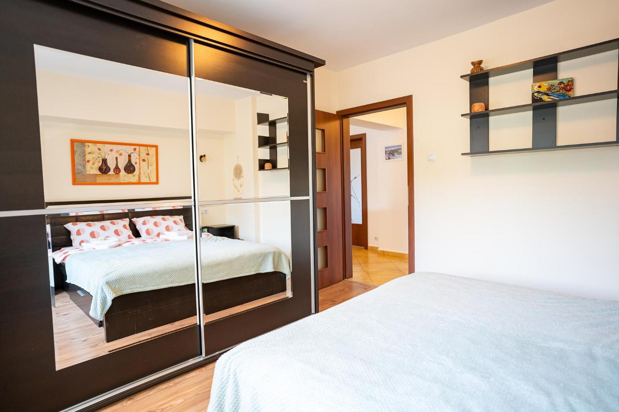 Metropolitan Wildscape View Apartment Brasov Ngoại thất bức ảnh